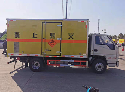 双柏爆破器材运输车技术升级与安全合规新趋势